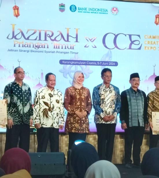 Pusat Halal Salman ITB Dampingi 15 UMKM Raih Sertifikasi Halal, Zona KHAS Rest Area Karangkamulyan Ciamis Resmi Diluncurkan